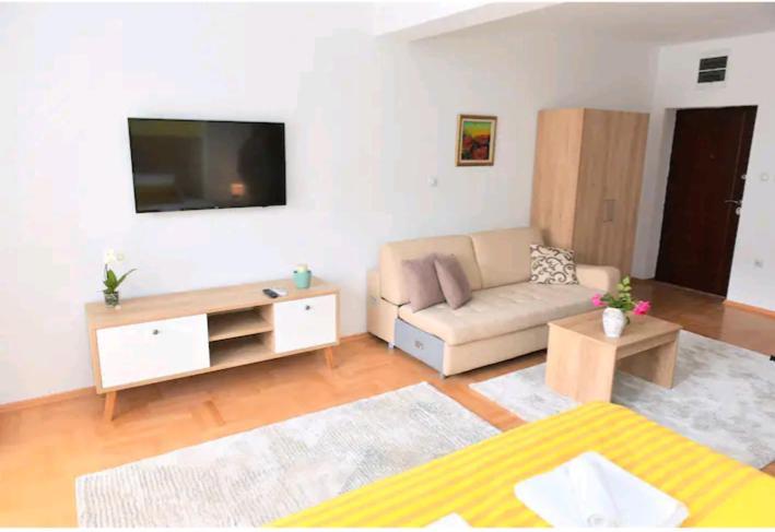 Milica Apartments Üsküp Dış mekan fotoğraf